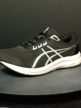 Men’s Asics Gel-Contend 8 Wide Black Low-top sneakers Black White’ 1011B493